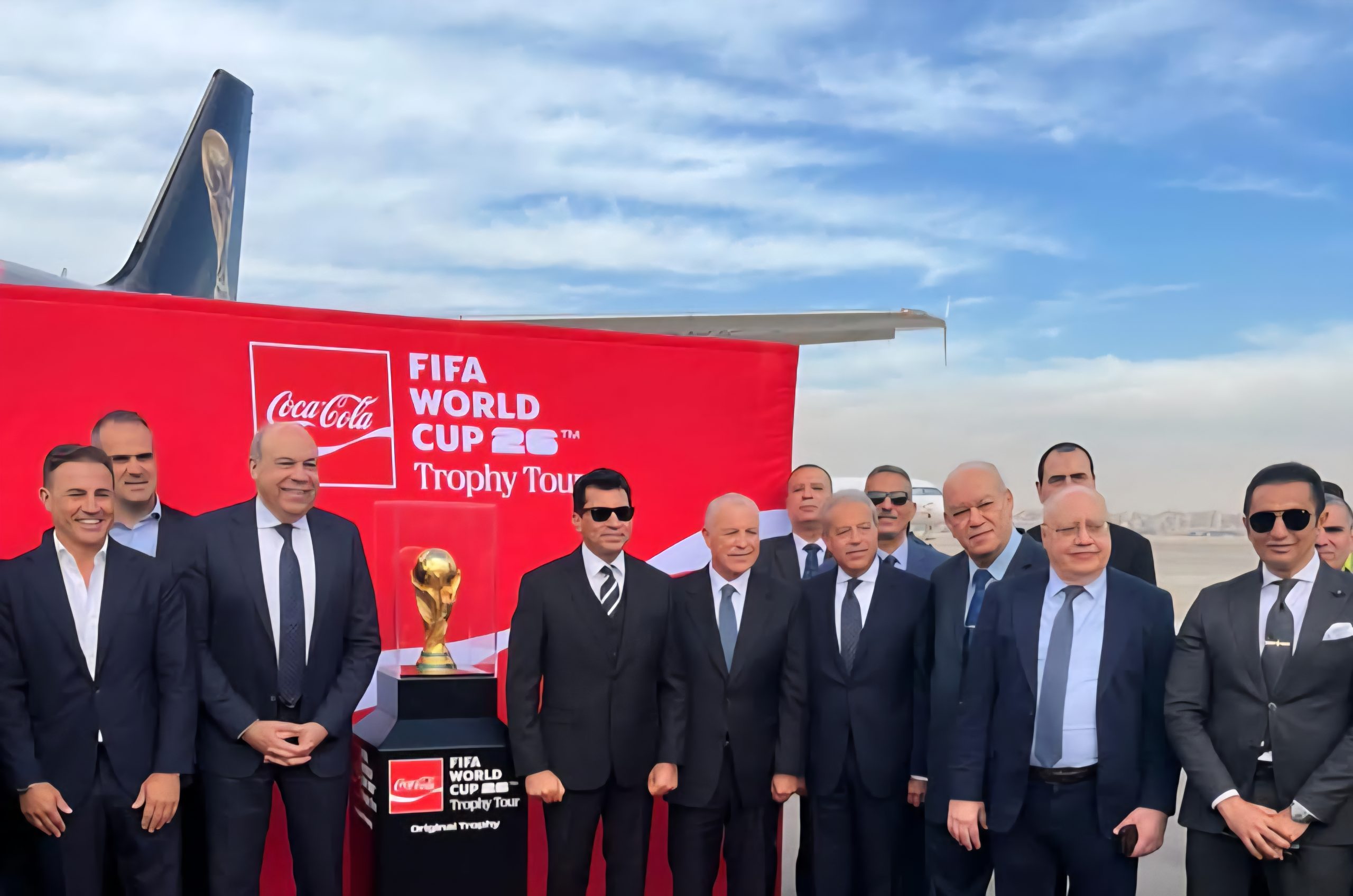 مطار القاهرة الدولي يستقبل كأس العالم