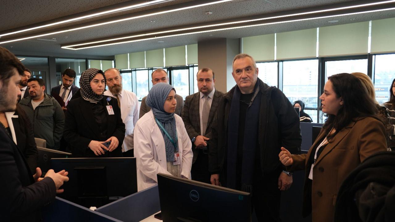 الصحة: وفد من قيادات الوزارة يزور عددًا من المنشآت الطبية في تركيا لتبادل الخبرات والاطلاع على تشغيل المدن الطبية المتكاملة