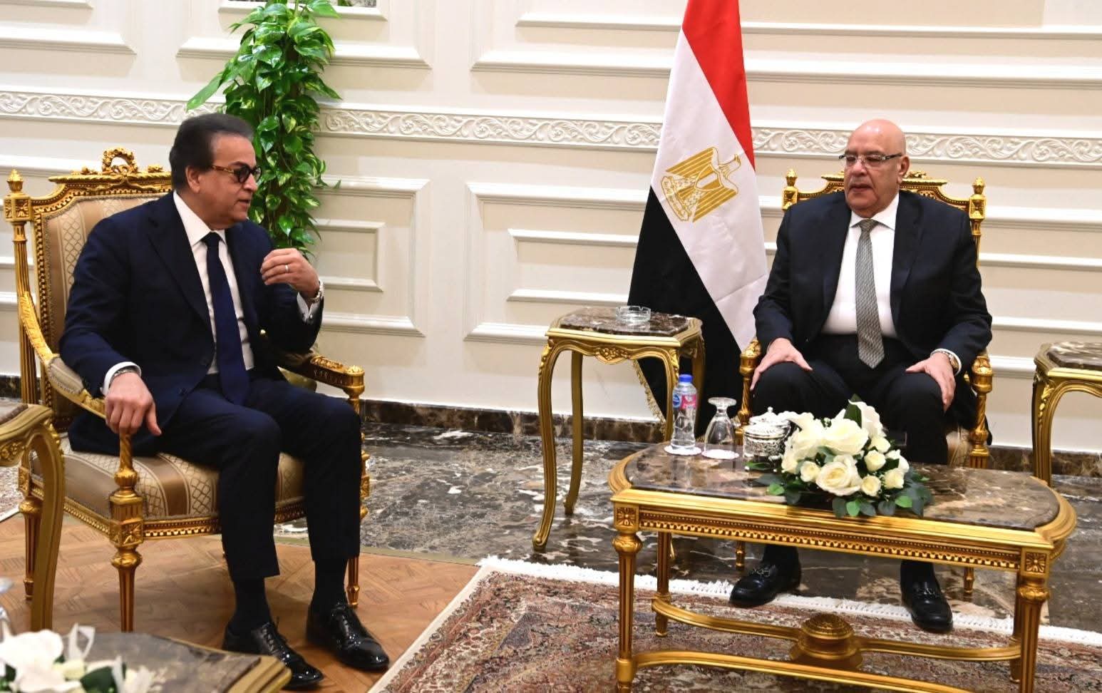 المستشار هشام بدوي رئيس مجلس النواب يستقبل نائب رئيس الوزراء ووزير الصحة