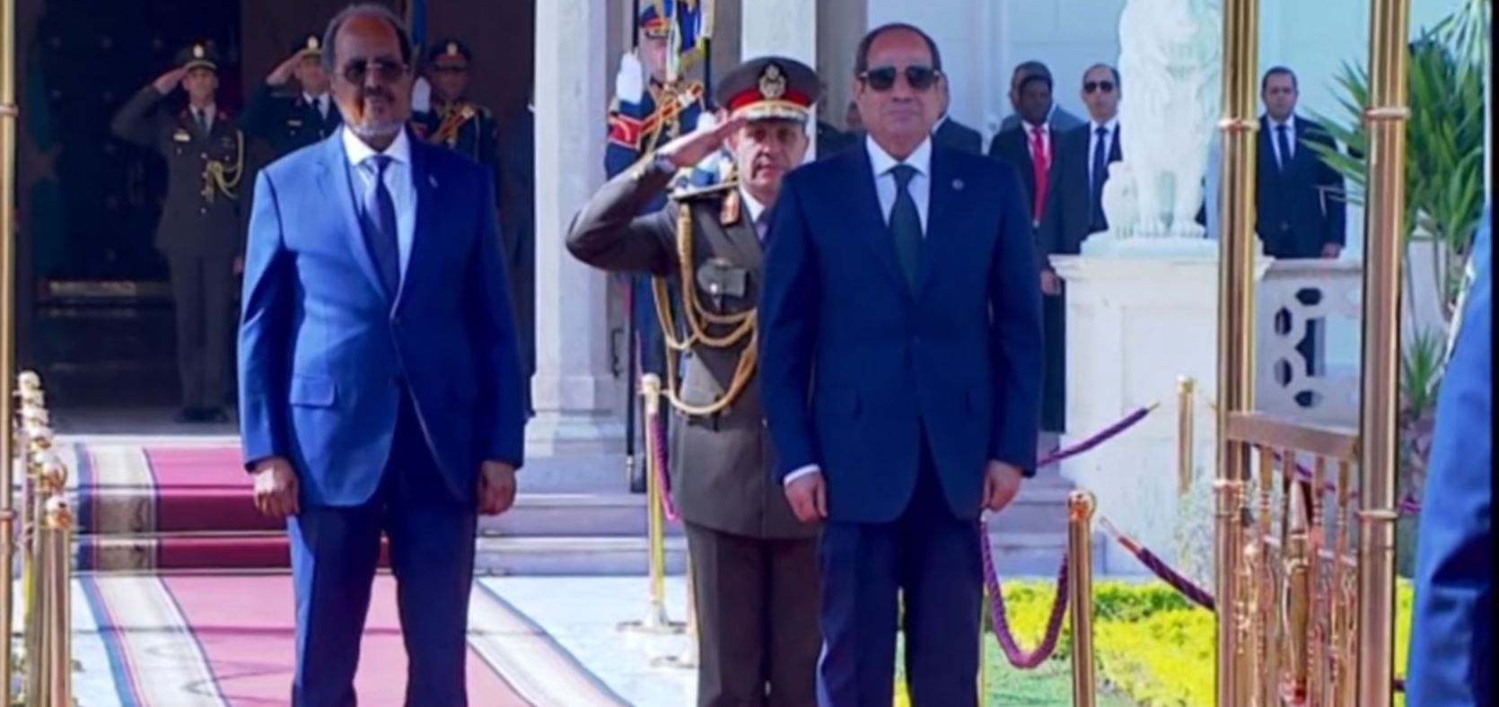 الرئيس السيسي يستقبل نظيره الصومالي بقصر الاتحادية