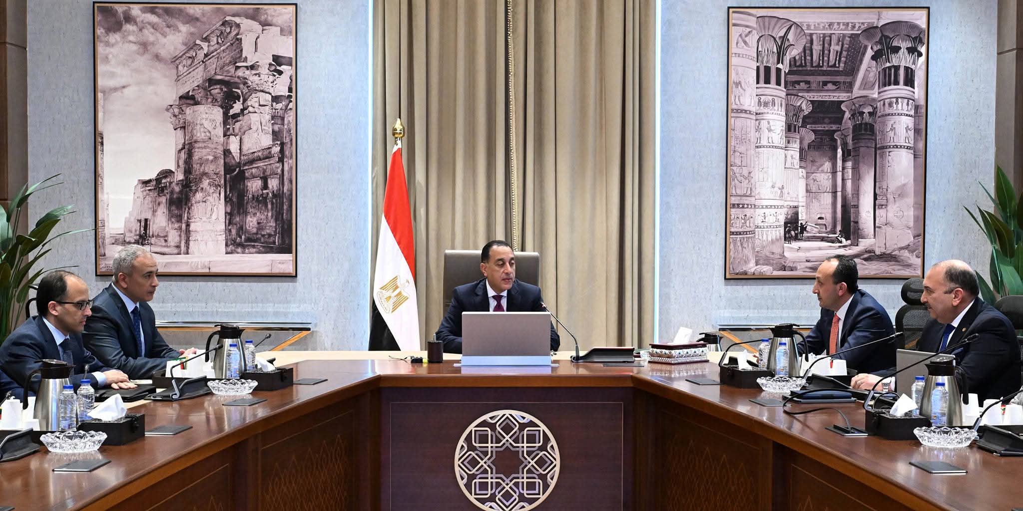 رئيس الوزراء يثمّن جهود منظومة الشكاوى الحكومية خلال 2025 ويؤكد حرصه على رضا المواطنين
