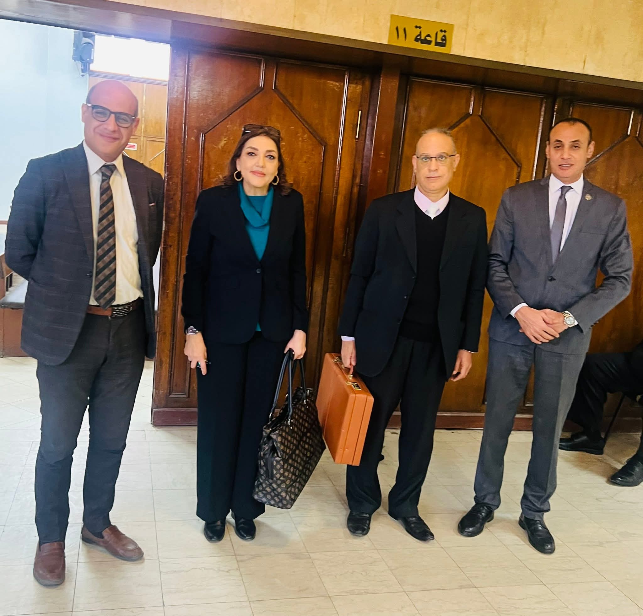 الادارية العليا تلزم لجنة الأحزاب بتقديم صور رسمية من إخطارات حزب الدستور قبل الجلسة القادمة فى ١٦/٥