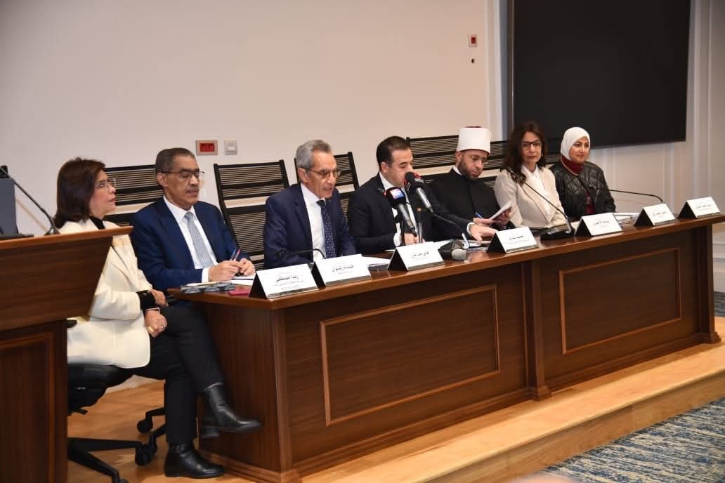 مقترح برلماني لتنظيم استخدام الموبايل بالمدارس.. تسليم الهواتف يوميًا وتعزيز القيم لحماية الأطفال