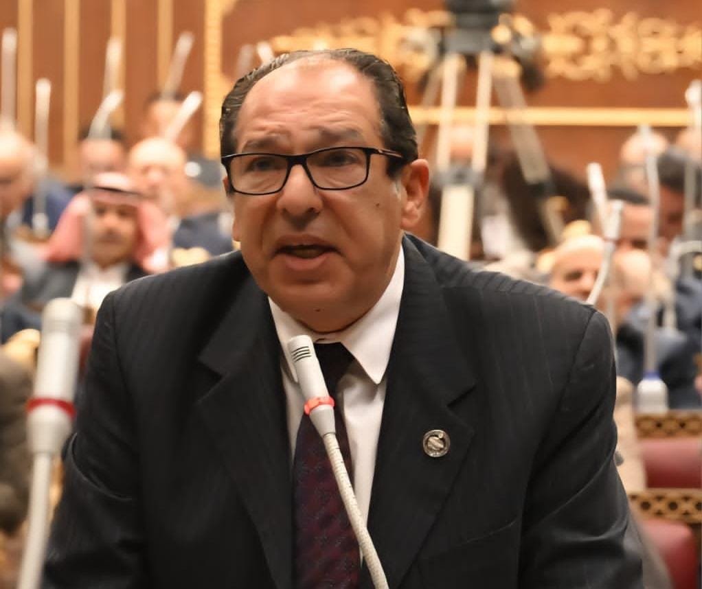 حسام الخولي يحذر من مخاطر التكنولوجيا على الأجيال: نواجه عالمًا مجهولًا يهدد القيم ويتطلب تحركًا حكوميًا شاملًا