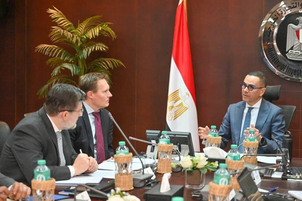 وزير الاستثمار يبحث مع "موديز" مستقبل الاقتصاد المصري