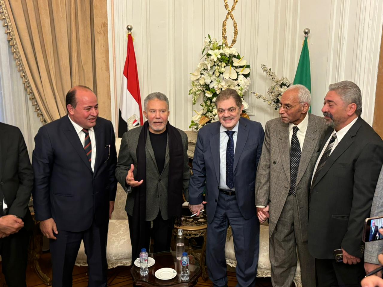 أكمل قرطام يهنئ السيد البدوي برئاسة "الوفد" ويبحثان سبل تنشيط الحياة السياسية