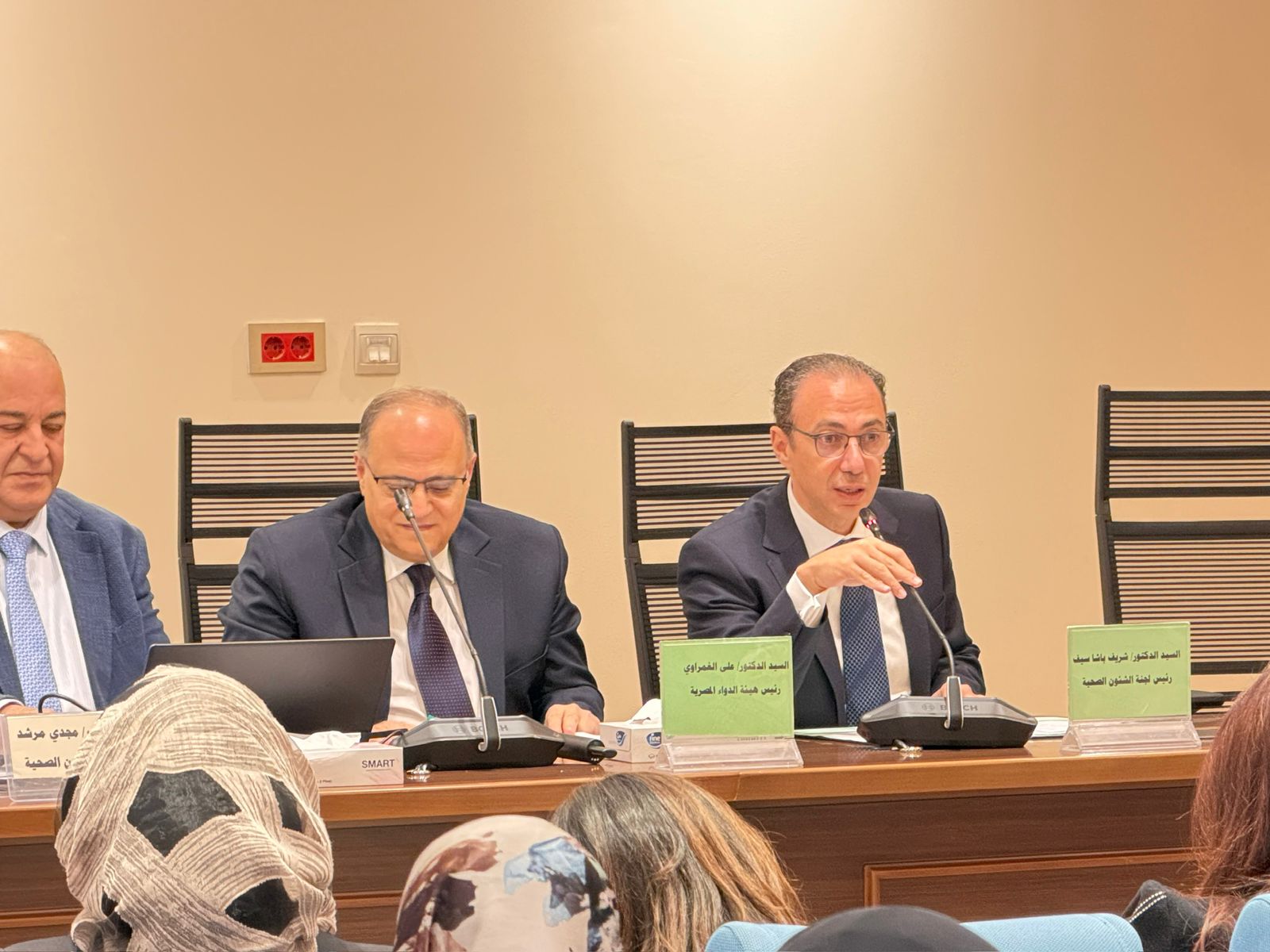 برئاسة شريف باشا.. بدء اجتماع لجنة الصحة لبحث تحديات الدواء ونواقص الأدوية