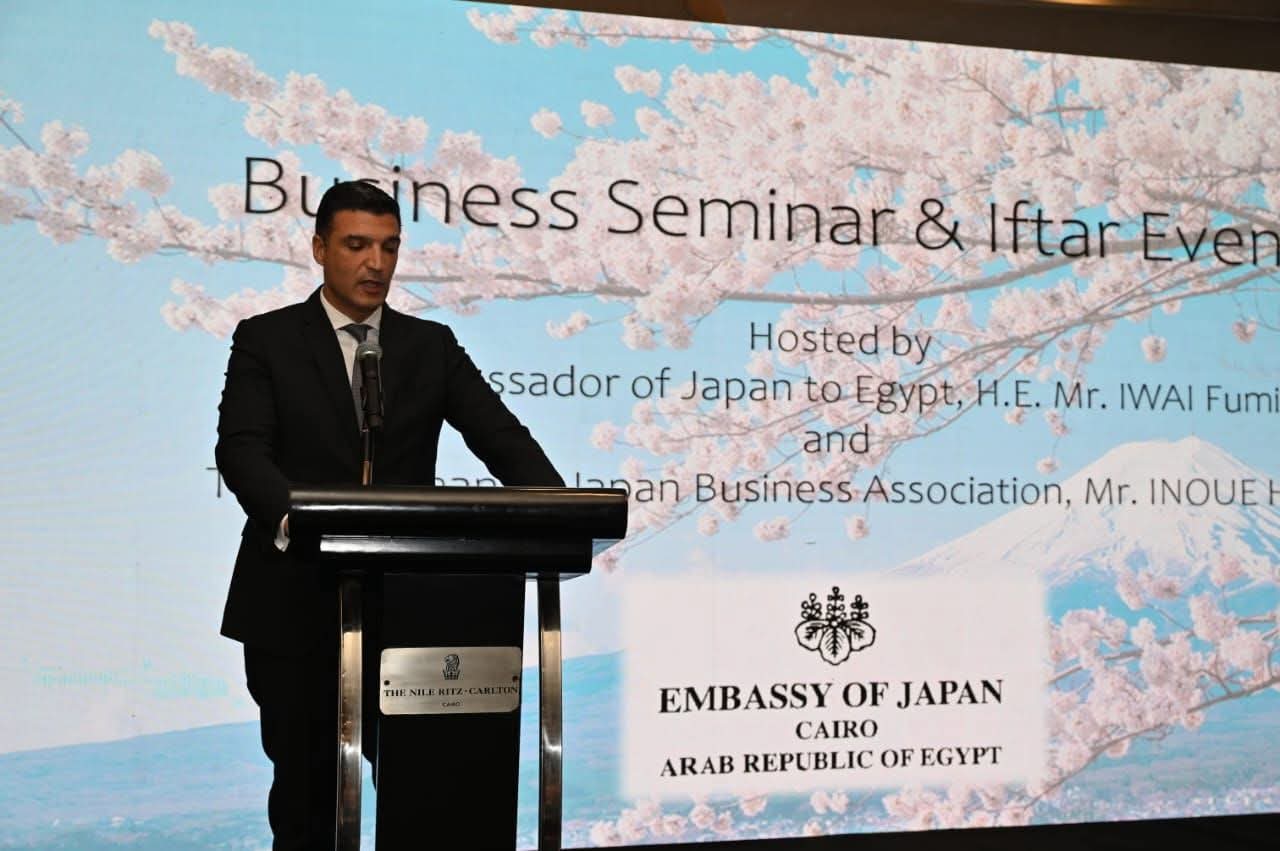 وزير الصناعة يستعرض مجالات التعاون الحالية والفرص الاستثمارية المتاحة بين مصر واليابان ويشيد بقوة العلاقات بين البلدين