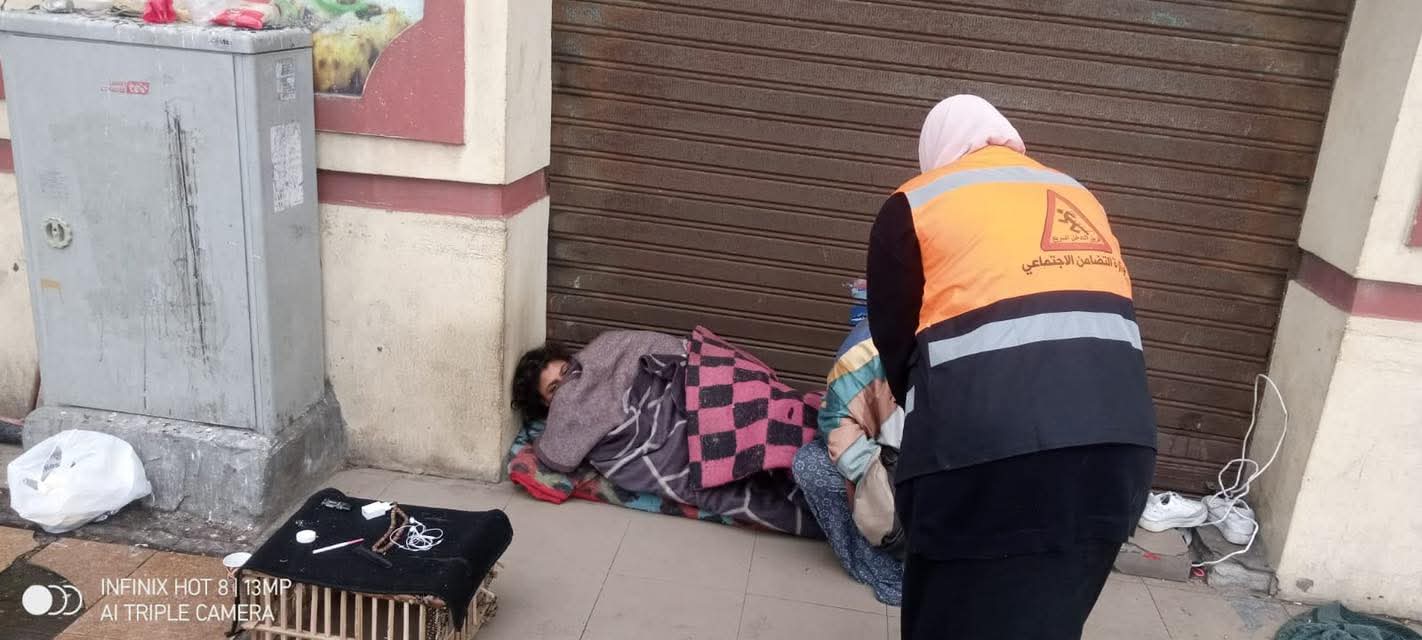 التضامن تكثف انتشار فرق التدخل السريع لحماية بلا مأوى في مواجهة موجة الطقس السيئ