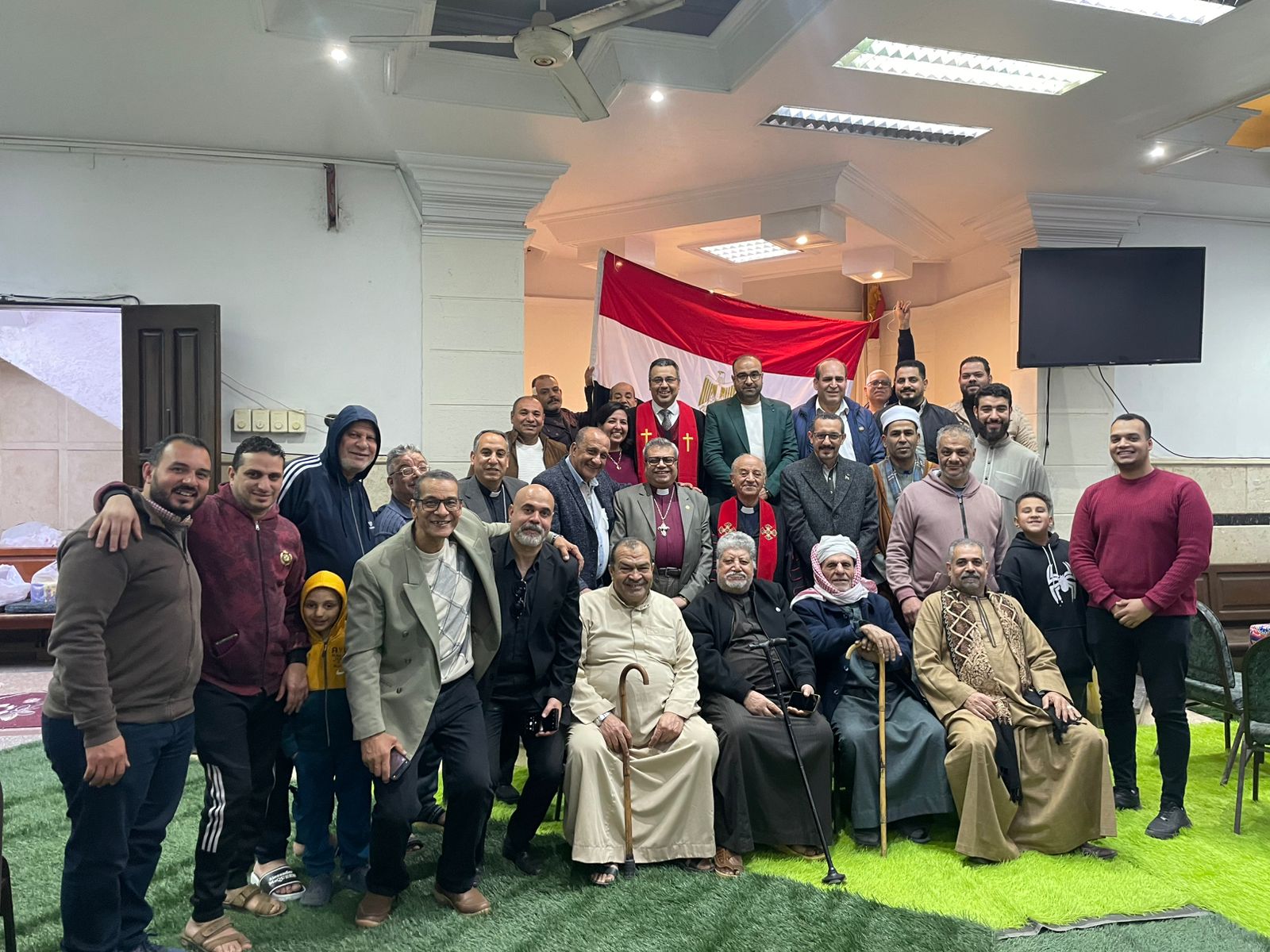 القس رفعت فكري يشيد بحكمة السيسي في إدارة السياسة الخارجية لمصر أثناء الإفطار الذي أقامته لجنة الحوار بالكنيسة الإنجيلية