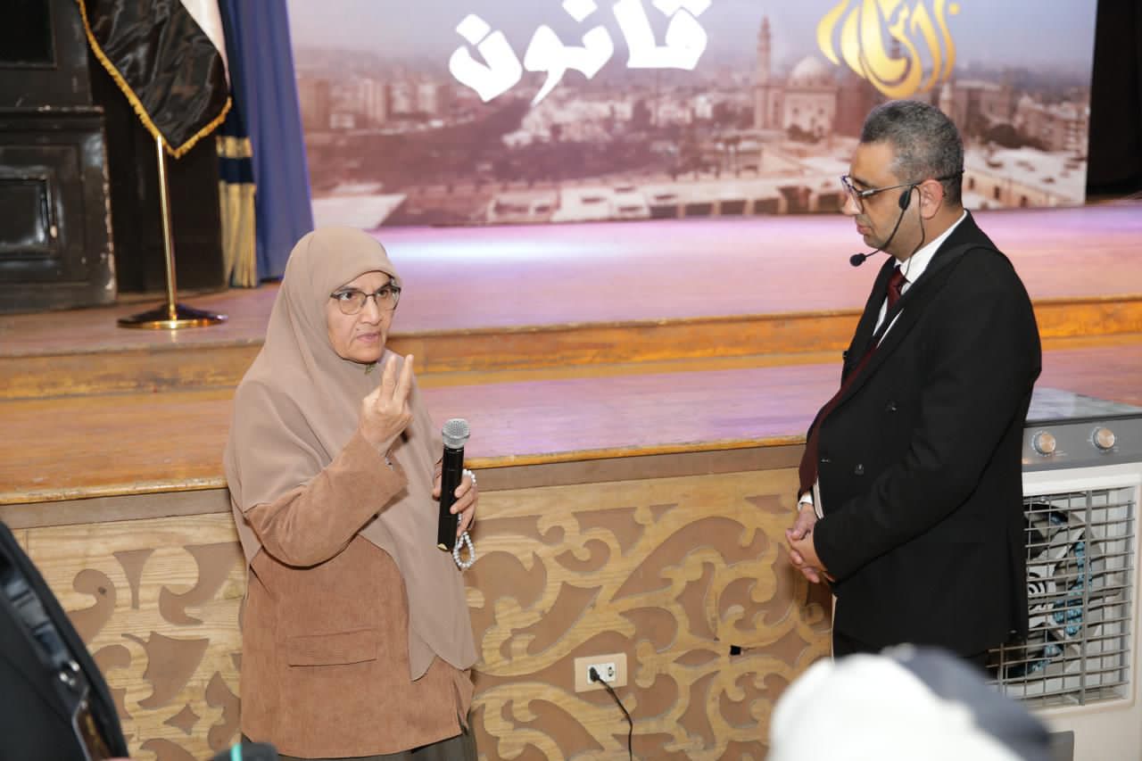الجخ يؤكد: البلد فيها قانون