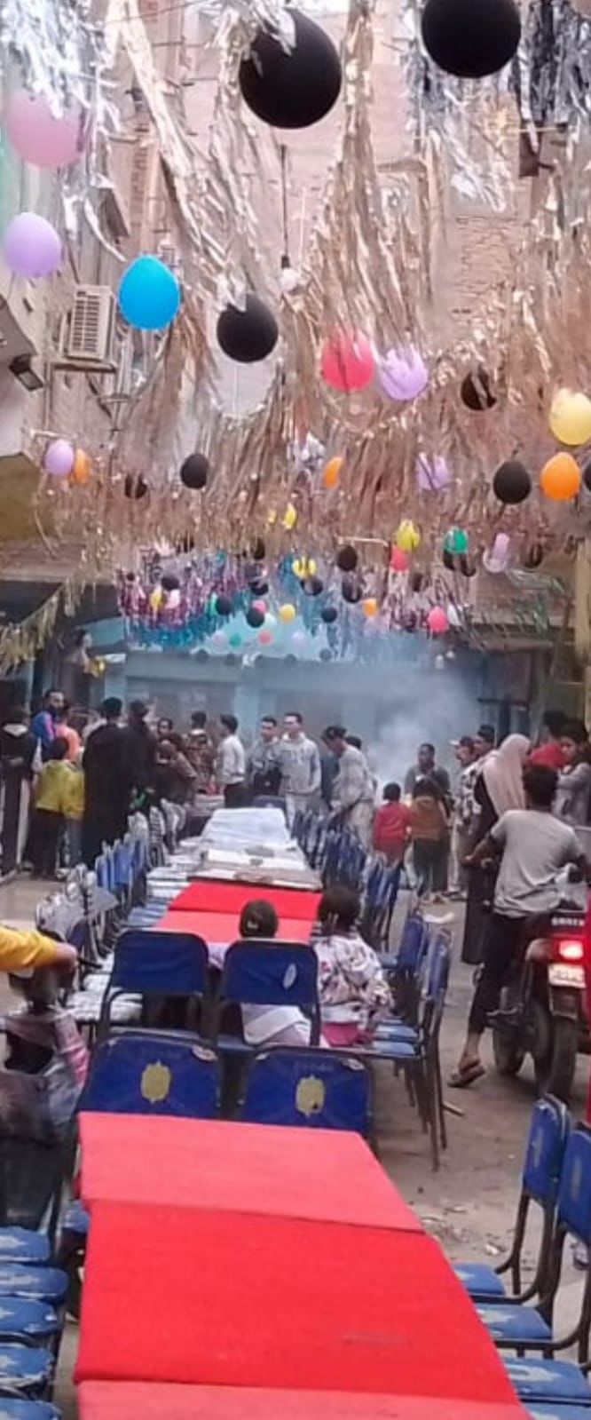شباب "عزبة شوقي العربين" بالمطرية ينظمون إفطارًا رمضانيًا جامعًا