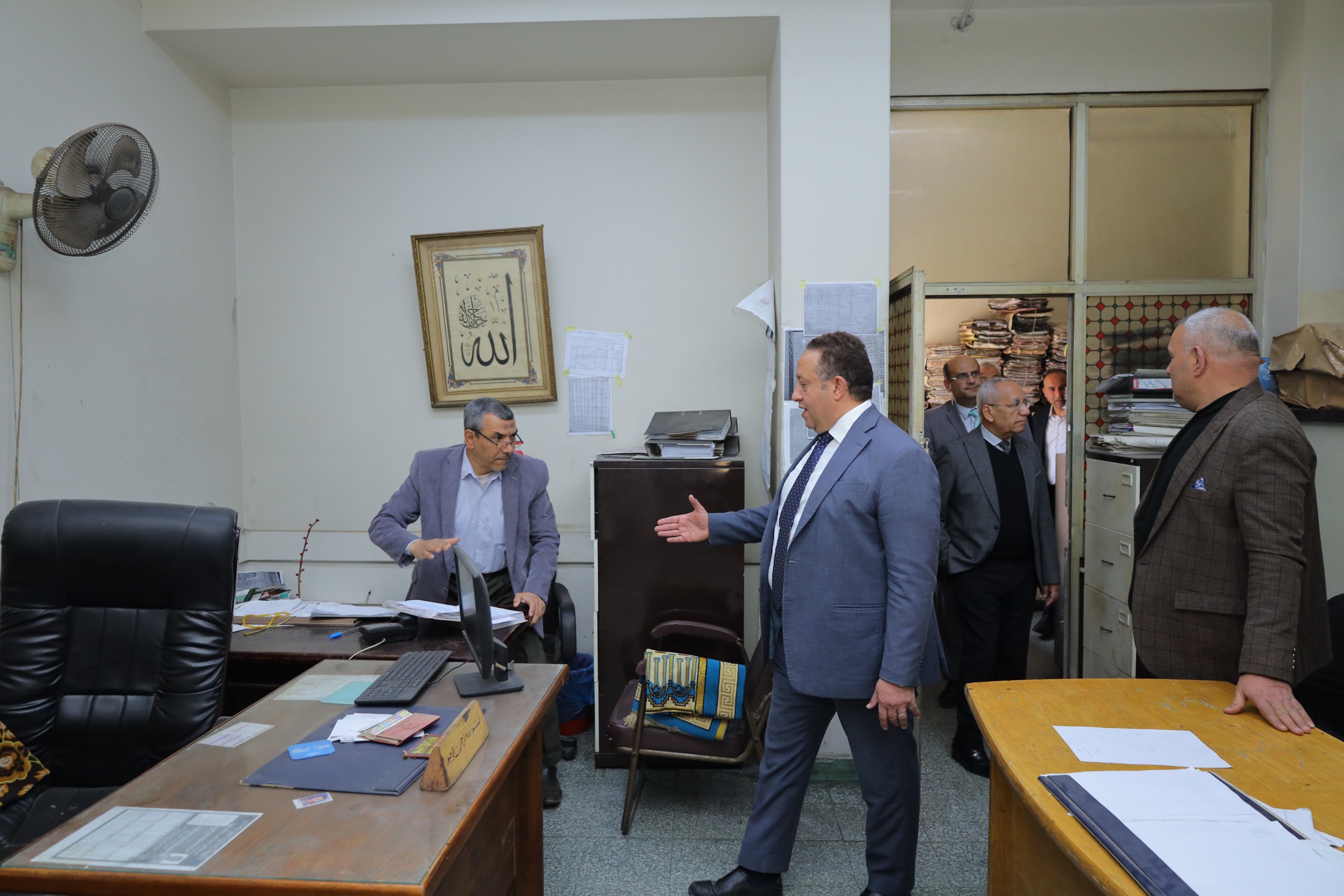 نقيب المهندسين المنتخب يتفقد مبنى النقابة العامة ويبحث تطوير الإدارات المختلفة