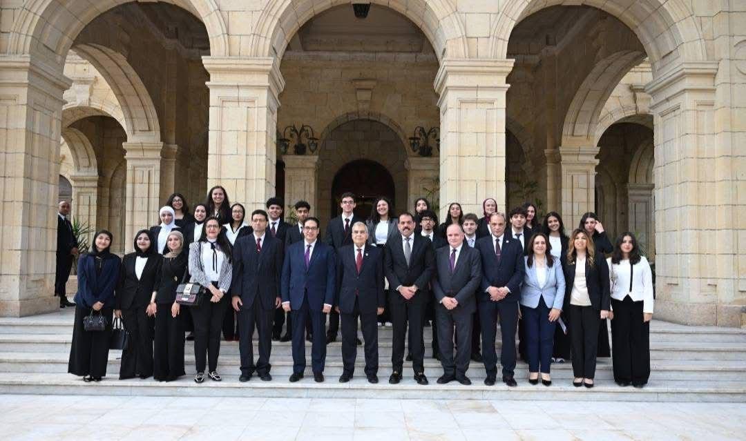 من المدرج للبرلمان طلاب القاهرة الأهلية يعيشون تجربة حقيقية داخل مجلس الشيوخ