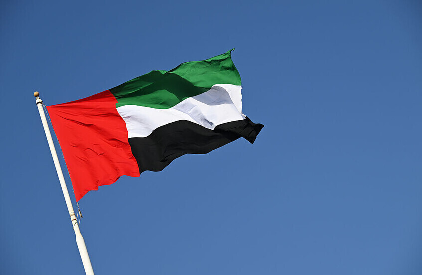 الإمارات تحسم الجدل: لا إجراءات ضد الجالية الإيرانية وتأكيد على التعايش