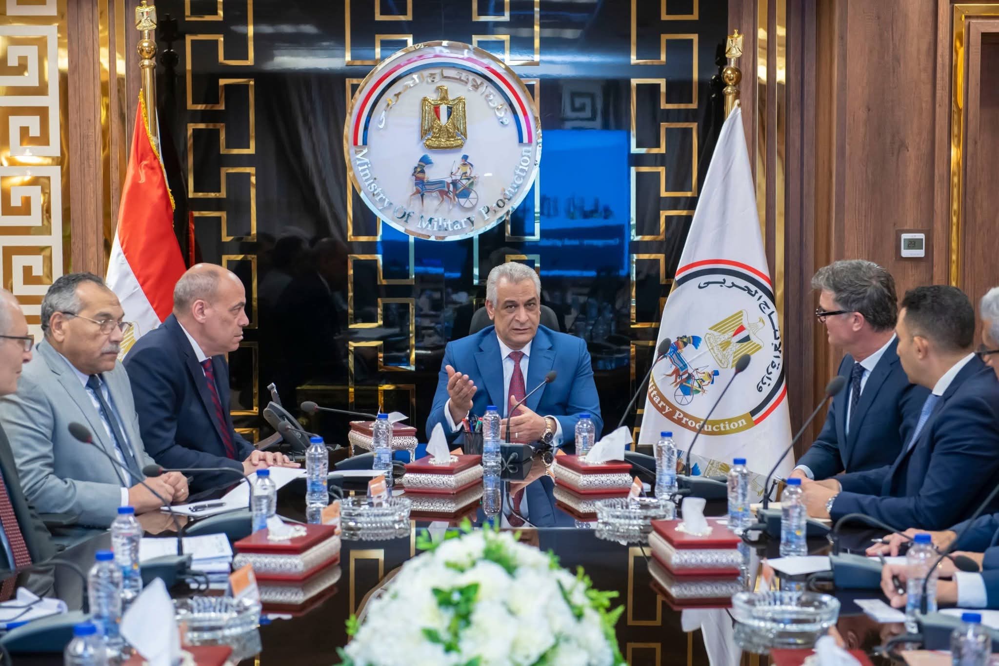 وزير الدولة للإنتاج الحربي يبحث مع رئيس مجلس إدارة شركة “يونغ-هانز” (الفرنسية- الألمانية) وشركة "تاليس مصر” أوجه التعاون المشترك في مجال الصناعات الدفاعية
