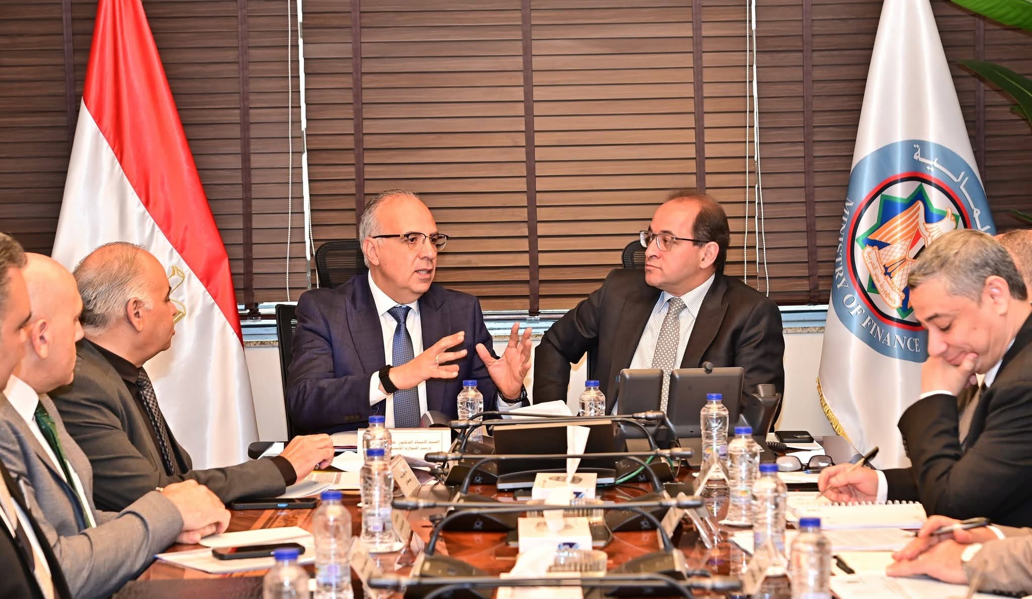 وزيرا المالية والموارد المائية والري يبحثان تمويل مشروعات التحول إلى أنظمة الري الحديث