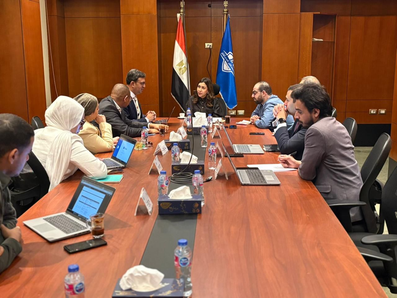 الهيئة العامة للتأمين الصحي الشامل تستقبل وفدًا رفيع المستوى من البنك الدولي لتعزيز الشراكة الاستراتيجية