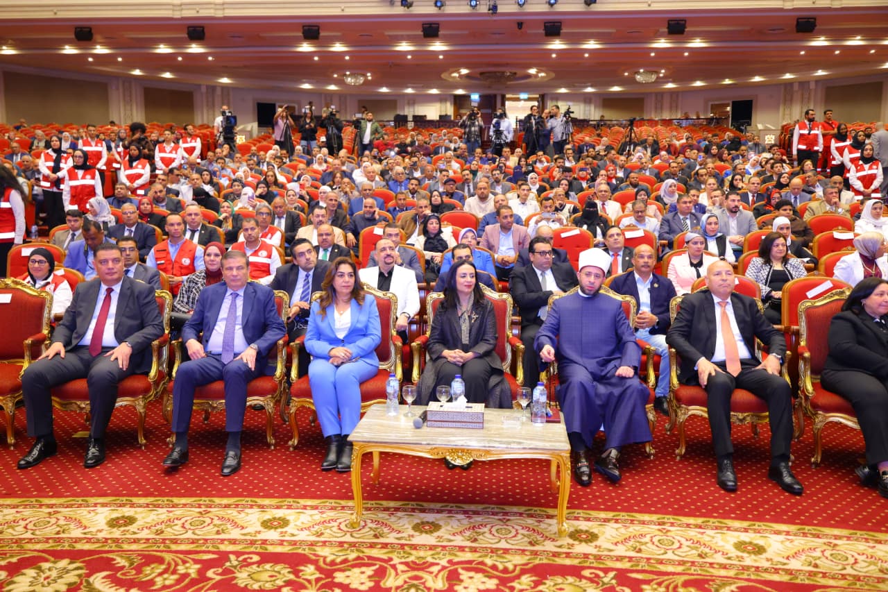 وزيرة التضامن الاجتماعي تشهد احتفالية "أهل الخير 2" بحضور وزراء الزراعة واستصلاح الأراضي والأوقاف والتنمية المحلية والبيئة