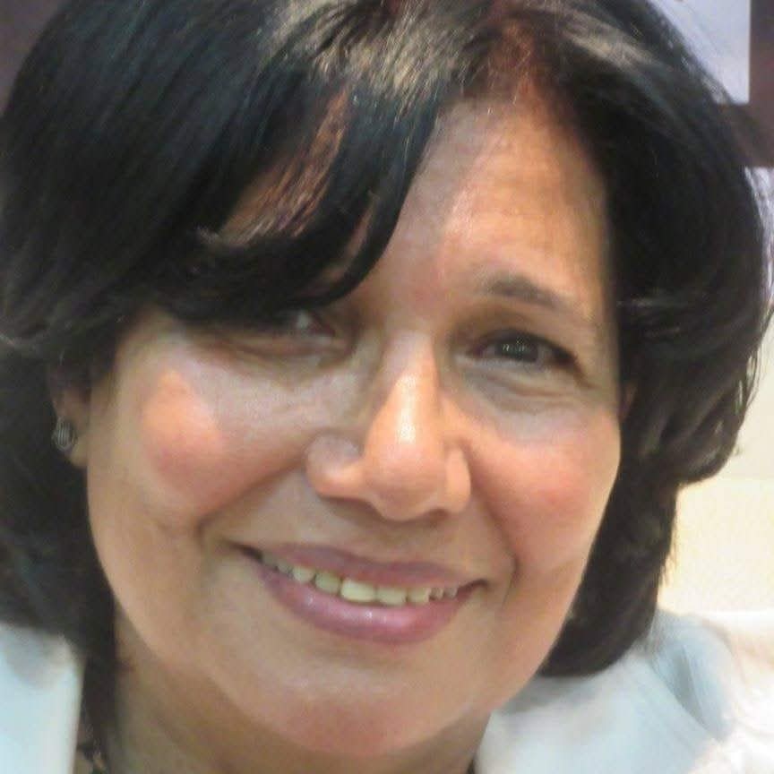 ماجدة رشوان لـ "السلطة الرابعة": سلمنا المحامي العام عريضة لإخلاء سبيل سجناء الرأي ووقف "التدوير"