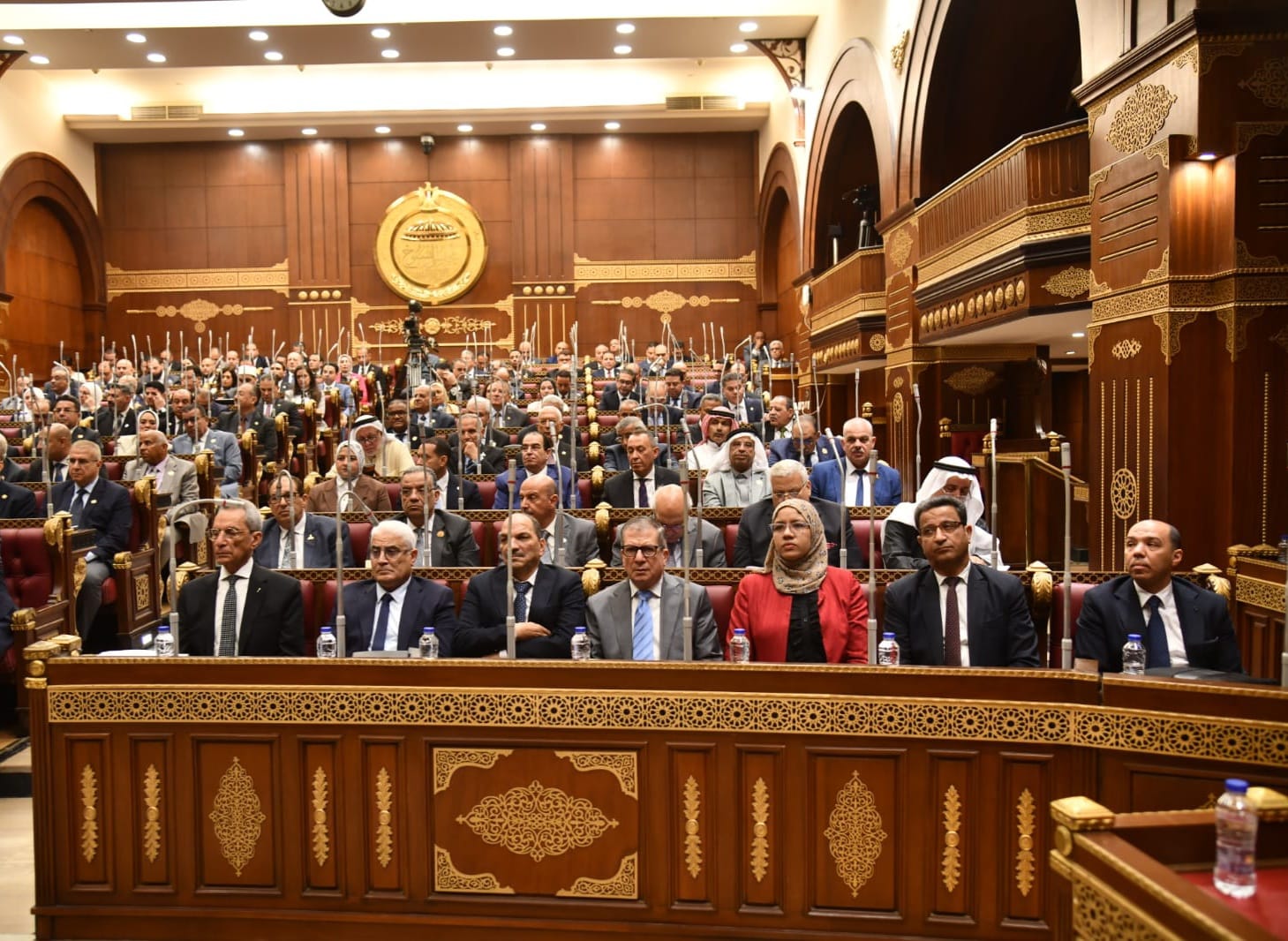 رئيس طاقة الشيوخ يستعرض امام الجلسة مشروع قانون التأمينات والمعاشات 