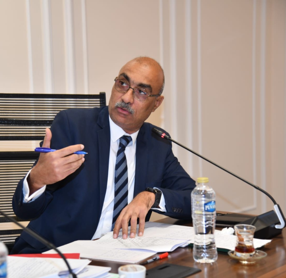 350 جنيه شهريًا لا تكفي مواصلات اسبوع  النائب ايهاب منصور يتقدم بطلب احاطة بشأن أوضاع العاملين بمراكز الشباب فى 4600 مركز