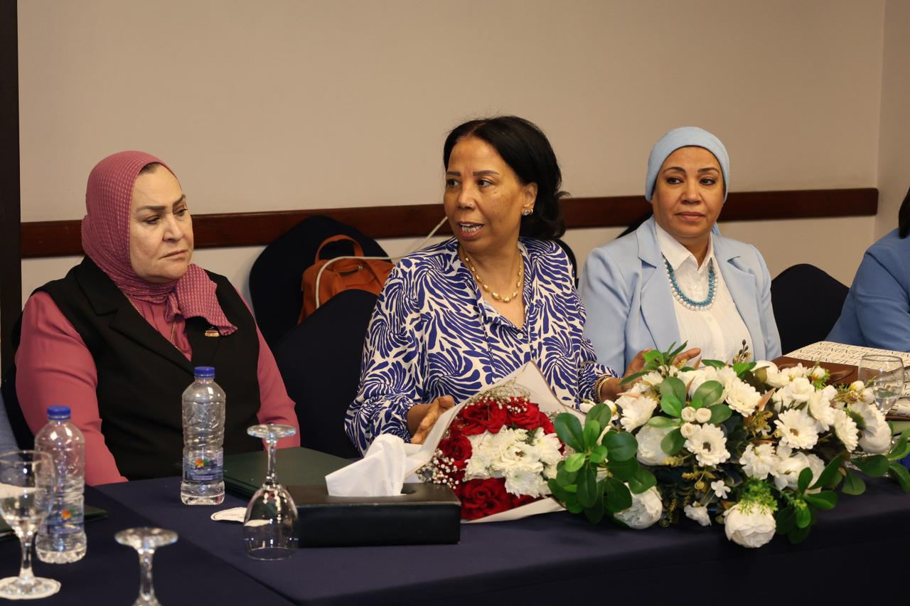 "قضايا المرأة"  تقيم مائدة حوار بعنوان" نحو قانون أسرة أكثر عدالة"