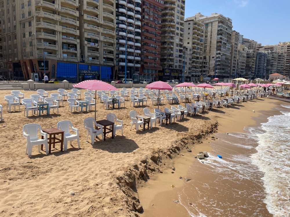 الإسكندرية تستعد للعيد: 43 شاطئًا جاهزًا ومفاجأة مجانية بالهانوفيل للأهالي