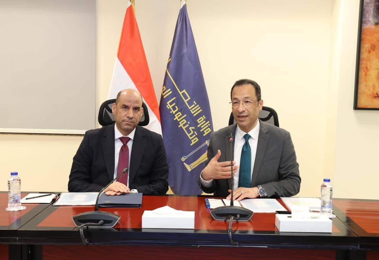 وزيرا الاتصالات وتكنولوجيا المعلومات والعمل يعلنان إطلاق خدمة "كعب العمل" إلكترونياً عبر منصة مصر الرقمية