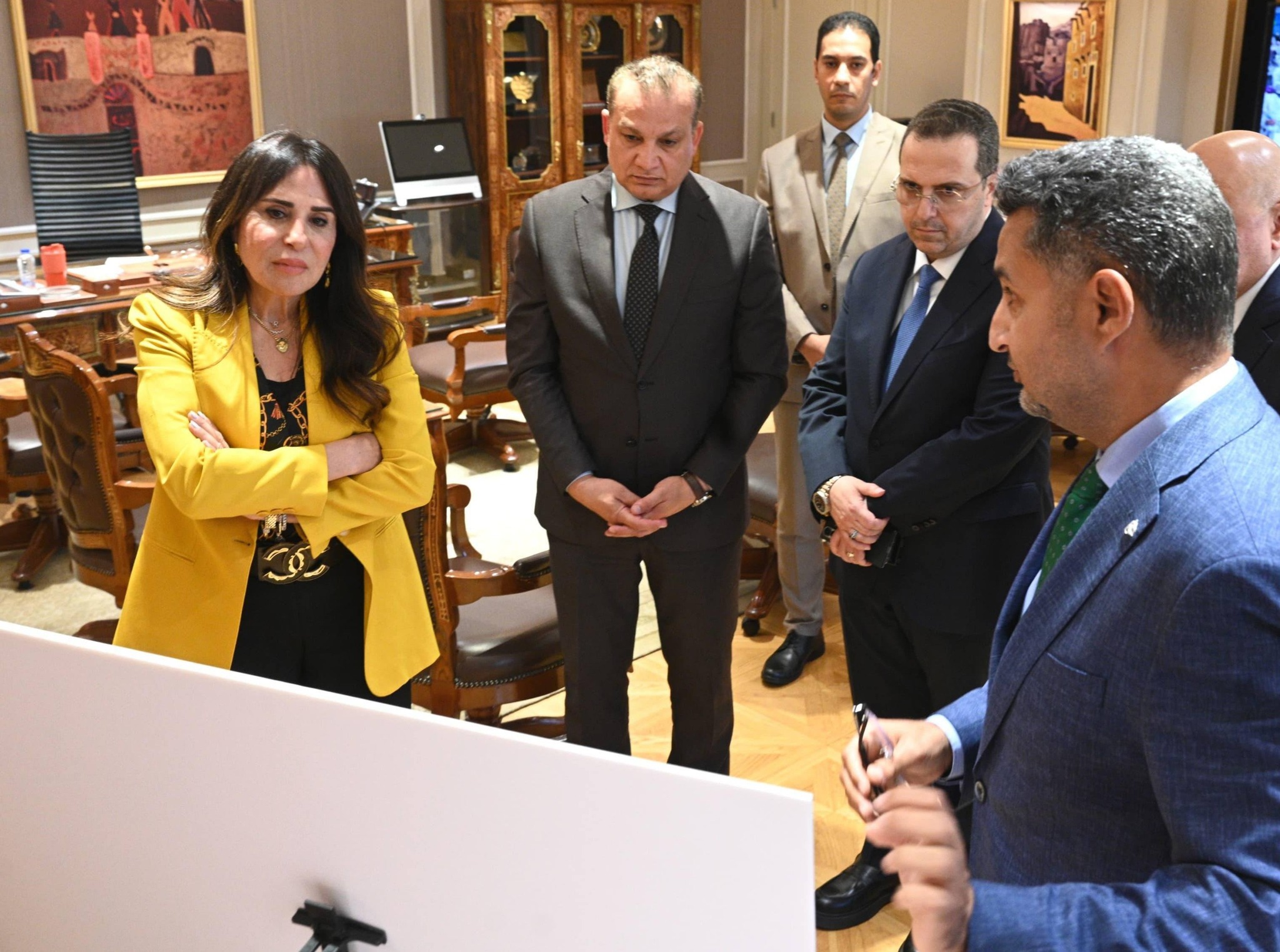 وزيرة الإسكان تلتقي مسئولي "مجموعة أندلسية الطبية" لبحث فرص التعاون بشأن المشروعات الصحية بالمدن الجديدة