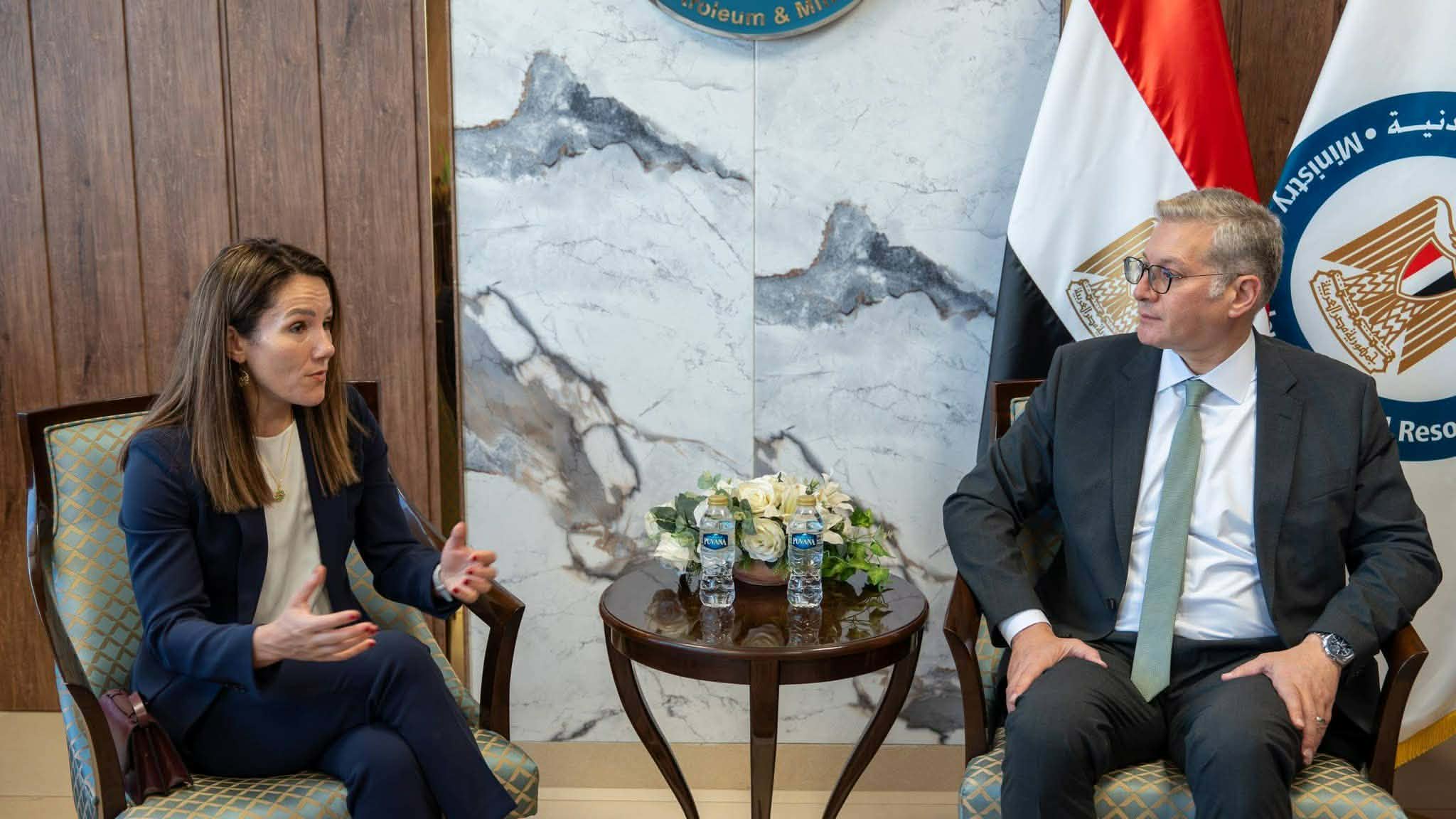 وزير البترول والثروة المعدنية يبحث مع بي بي البريطانية التقدم في حفر آبار جديدة للغاز الطبيعي