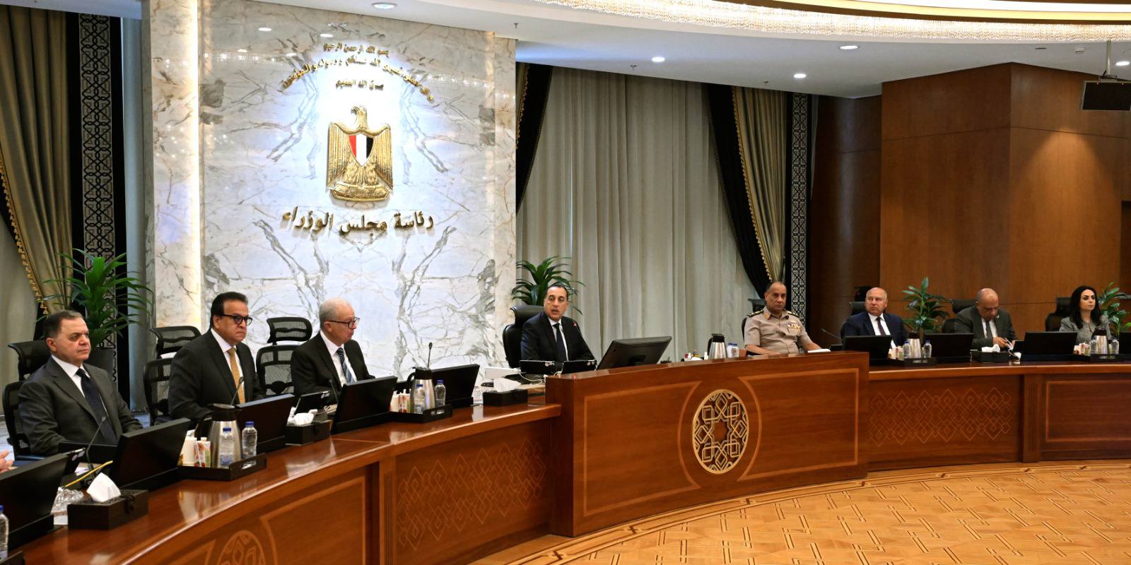 قرارات حكومية جديدة: محطة وقود بقنا.. تطوير المنشآت الصحية بالمنيا تمهيدًا للتأمين الشامل
