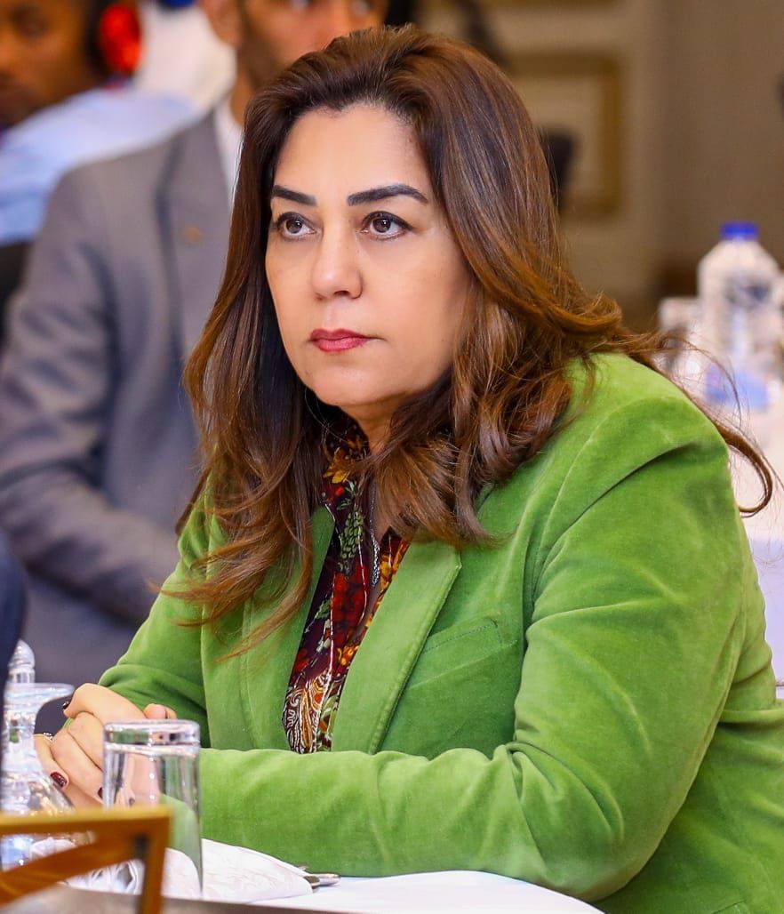 وزيرة التنمية المحلية والبيئة تتابع جهود مركز سيطرة الشبكة الوطنية للطوارئ بالوزارة في الاستجابة لـ 108 شكوى خلال مايو الجاري