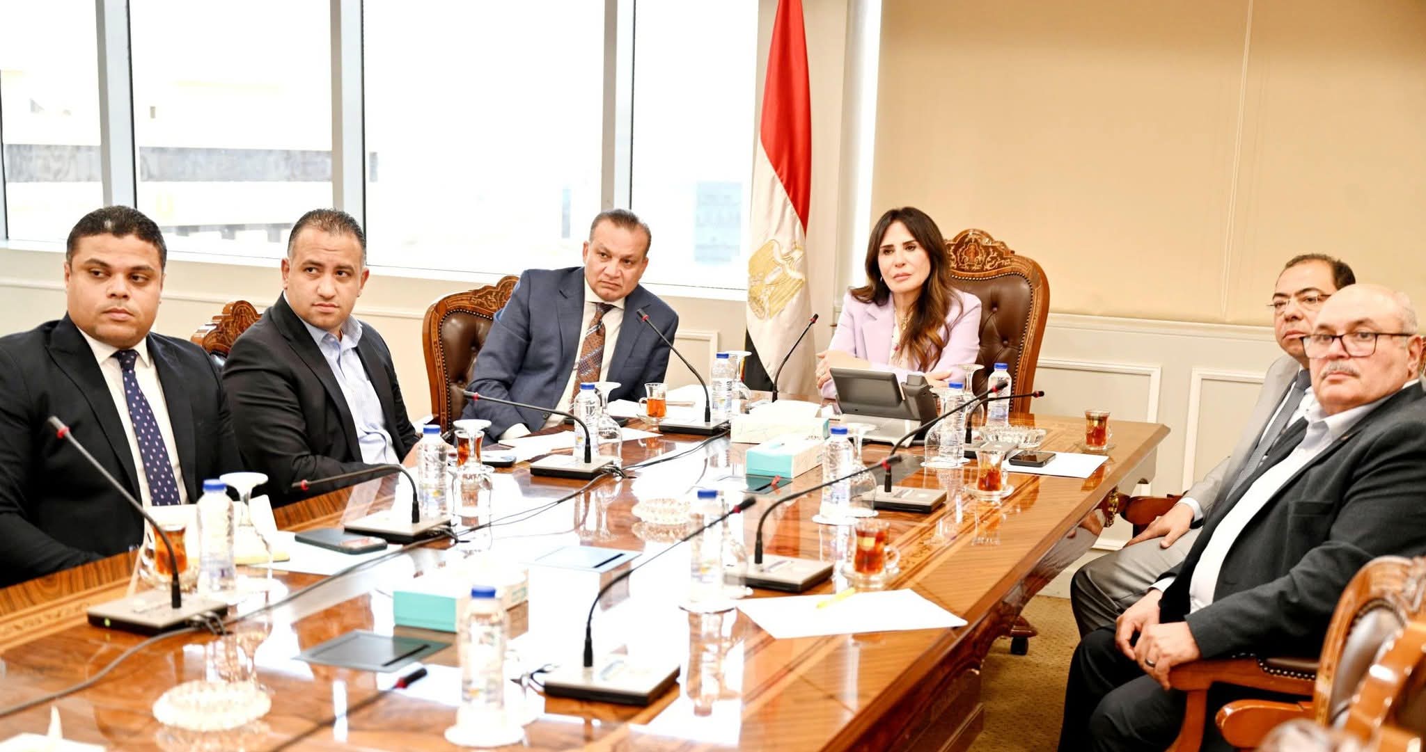 وزيرة الإسكان تتابع موقف مشروعات الجهاز المركزي للتعمير بمحافظة الإسكندرية