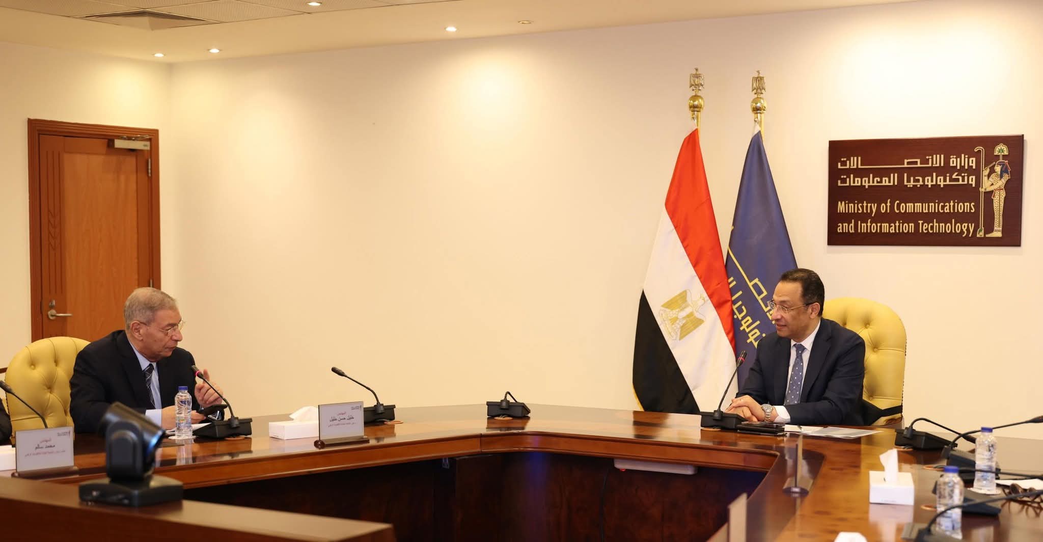 وزير الاتصالات يبحث مع الشعبة العامة للاقتصاد الرقمي والتكنولوجيا تعزيز التعاون لدعم الشركات الناشئة