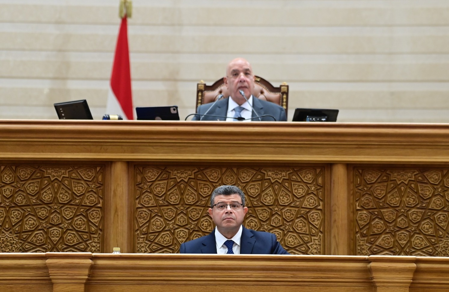 تطورات الدين العام والقروض وتقرير البنك الدولي علي مائدة اقتصادية النواب اليوم 