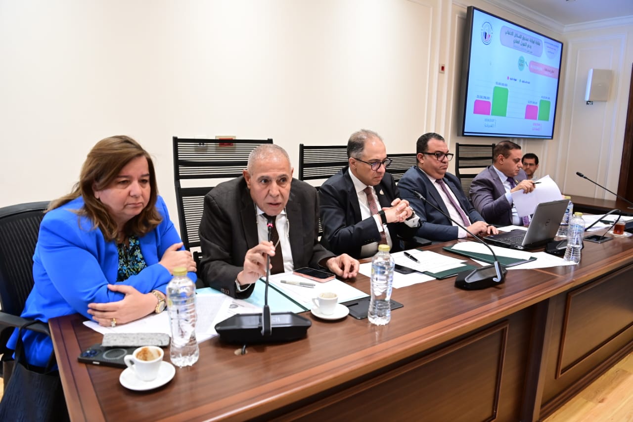"إسكان النواب" توافق عل موازنة 6 جهات أبرزها الإسكان الاجتماعي وهيئة تنمية الصعيد..ومطالب بتعزيز المخصصات المالية للصندوق لتلبية الاحتياجات على مستوى الجمهورية 