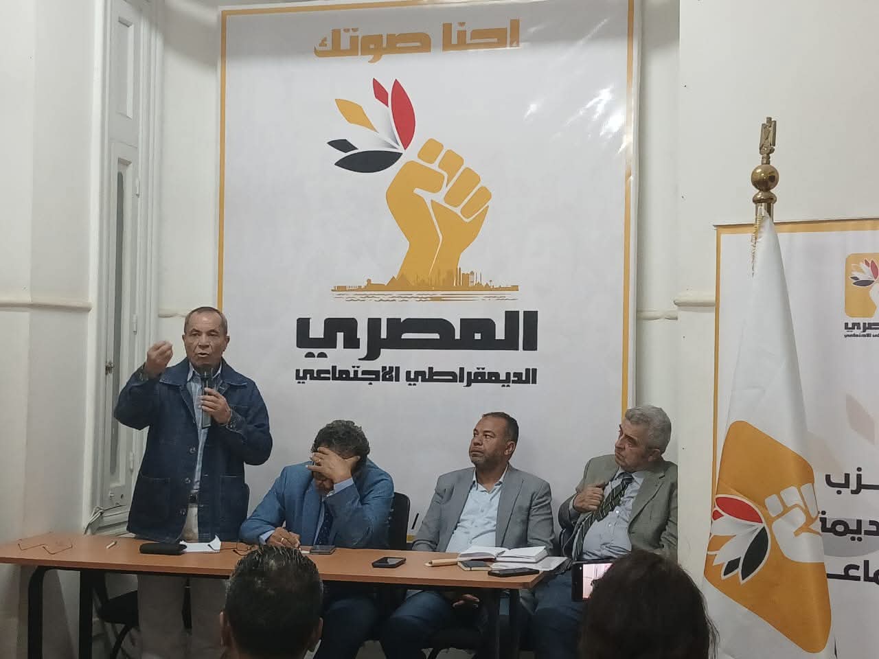 تحذيرات من انفجار الأوضاع العمالية: ملايين العاملين بلا حماية والحريات النقابية “مقيدة”