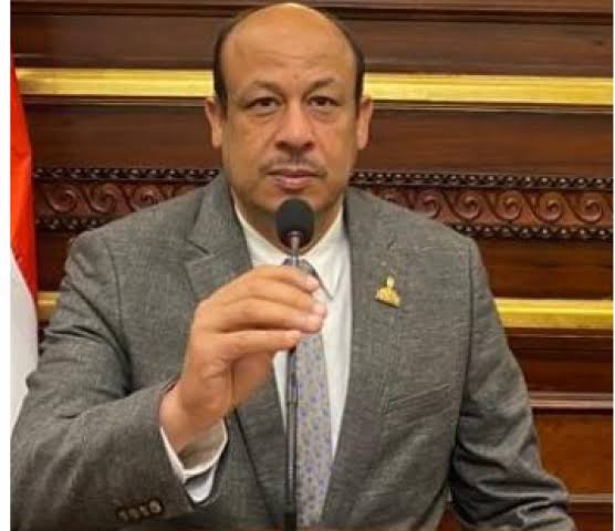 رغم أرباح الشركات الضخمة.. البيومى يرفض زيادة أسعار الاتصالات والإنترنت ويحذر من آثارها التضخمية على المواطنين.