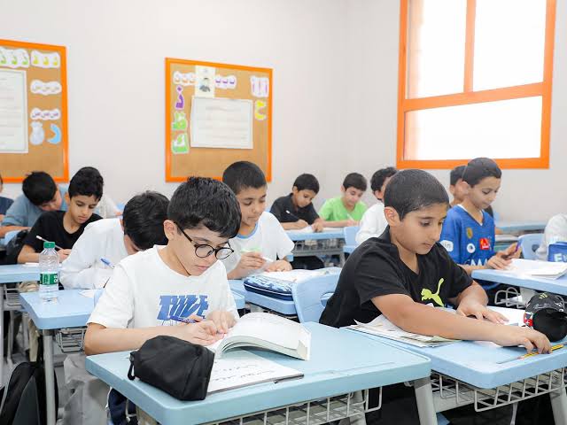 التعليم تعلن برنامجًا علاجيًا لطلاب الابتدائي غير المستوفين للتقييمات بعد العيد