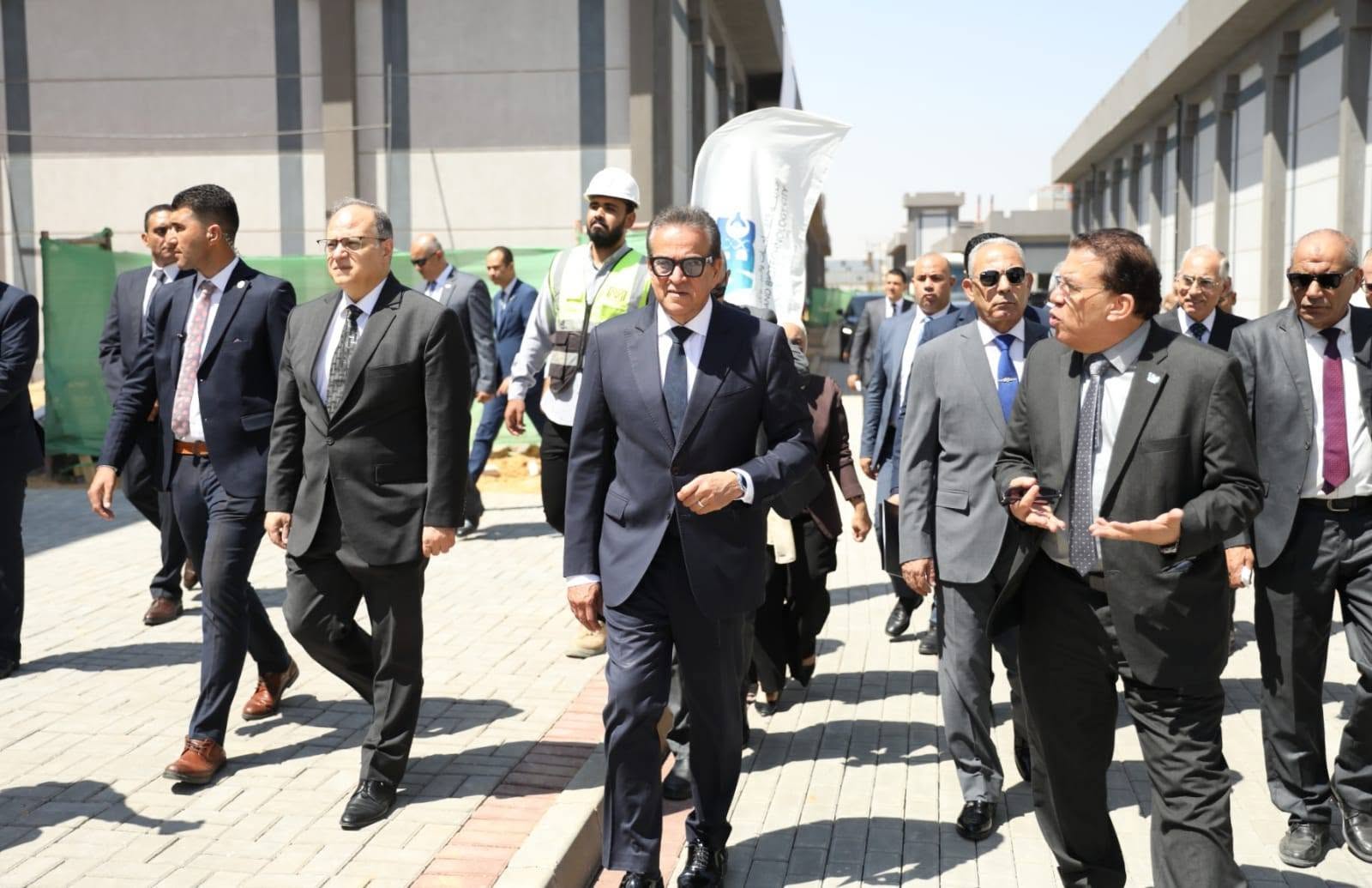 باستثمارات تصل إلى 12 مليار جنيه بحلول 2030.. وزير الصحة يتفقد «مدينة اللقاحات والبيوتكنولوجي» ويؤكد أهميتها الاستراتيجية