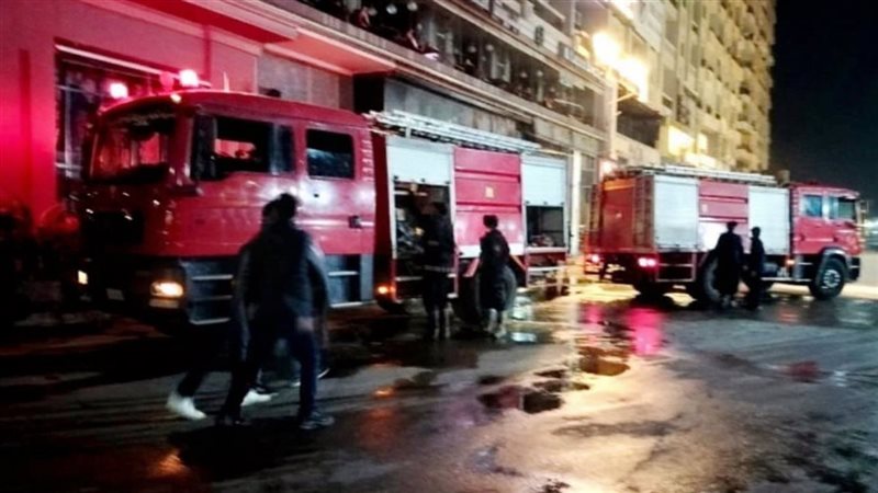 حريق هائل في مطعم أمام جامعة طنطا.. والحماية المدنية تحاصر النيران