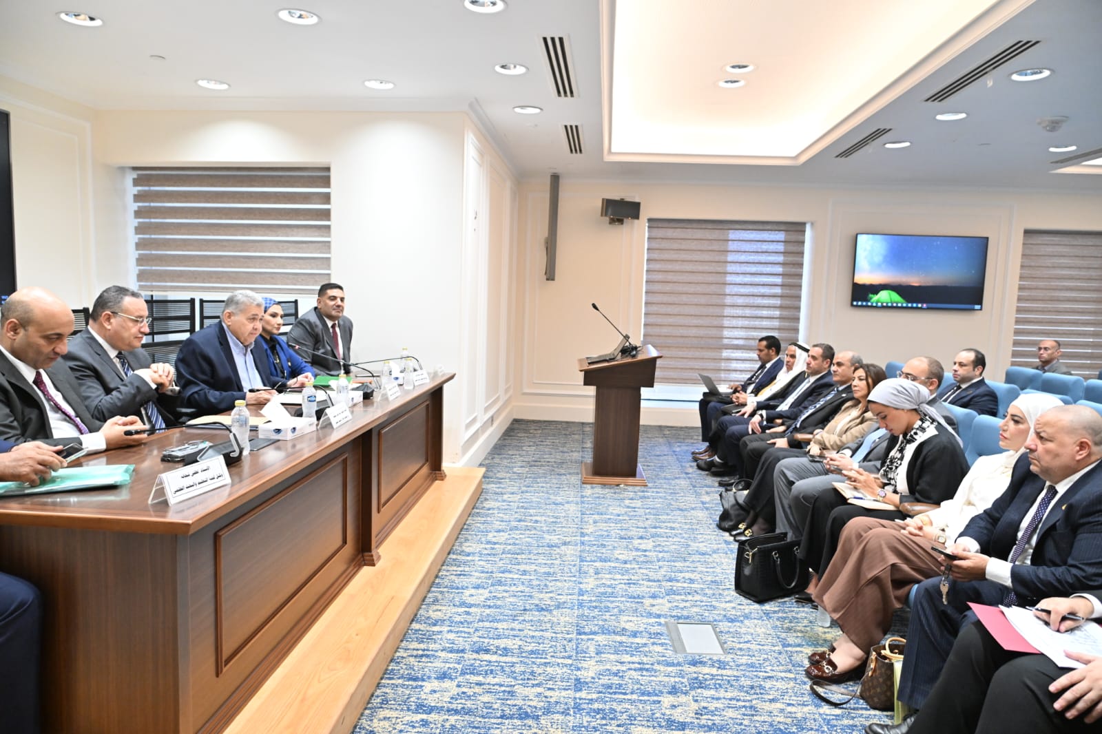 سابقة وزارية.. قنصوة يشيد بإنجازات خالد عبد الغفار وأيمن عاشور أمام البرلمان