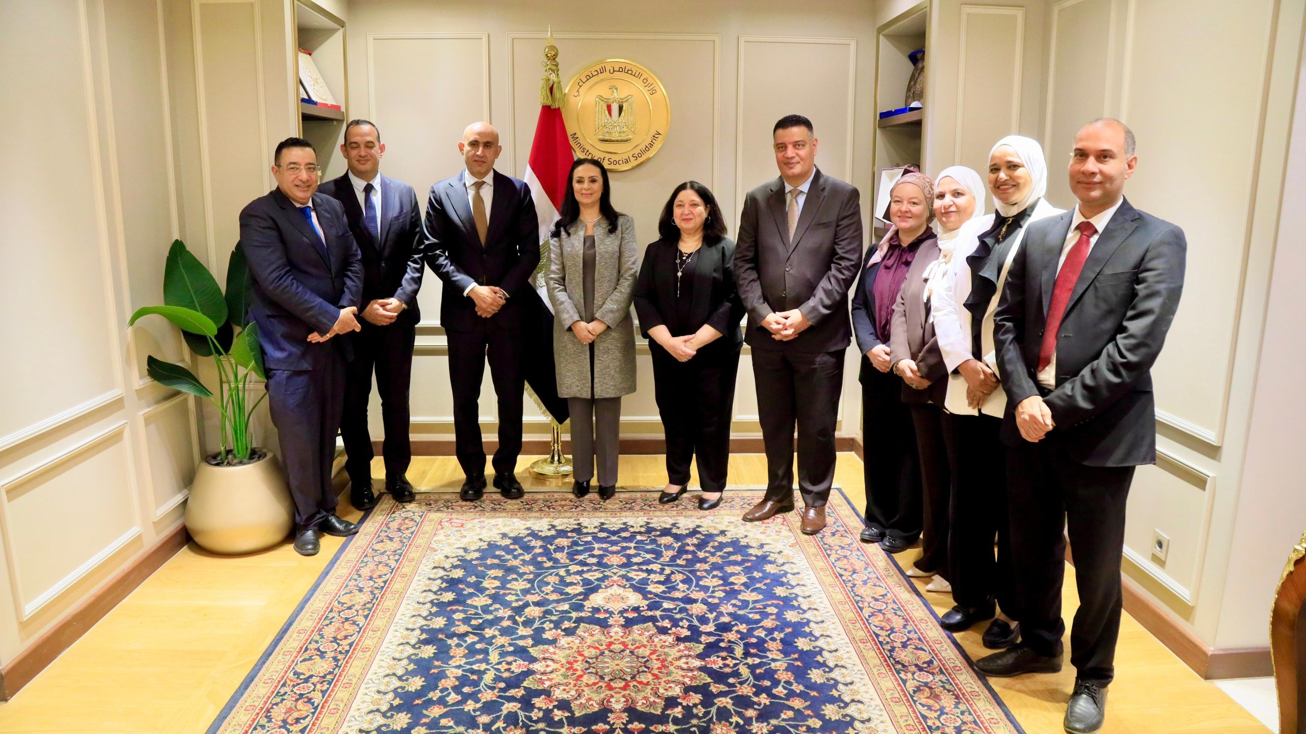بتنسيق خماسي مشترك.. وزارات الزراعة والتنمية المحلية والبيئة والتضامن الاجتماعي والصناعة والتخطيط تعقد اجتماعاً موسعاً لبحث آليات تنفيذ مبادرة "القرية المنتجة"