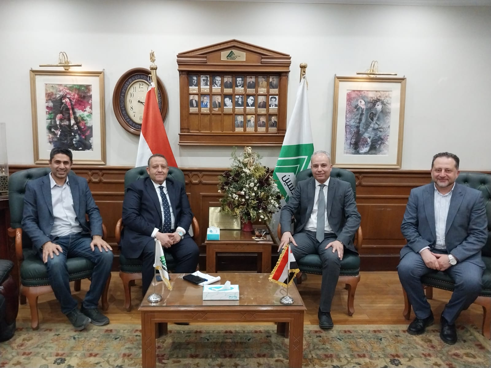نقيب المهندسين يلتقي عميد هندسة عين شمس لبحث تعزيز التعاون المشترك وتطوير التعليم الهندسي