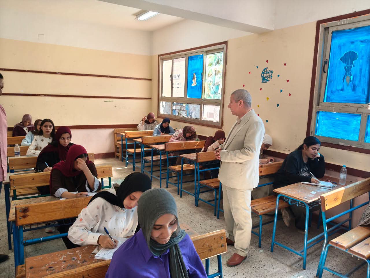 نائب برلماني يطالب بتحقيق عاجل في نتائج لجنة فاقوس.. ويؤكد: هيبة الثانوية العامة من هيبة الدولة
