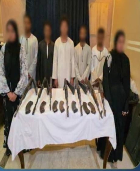 بعد تداول فيديو رقص سيدات بالسلاح في حفل زفاف في قنا.. الداخلية تكشف ملابسات الواقعة وتضبط المشاركين