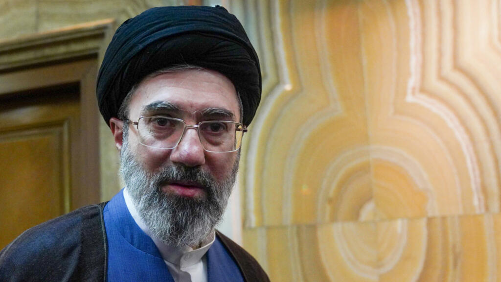 مجتبى خامنئي: سننتقم من قتلة المرشد الراحل.. هذا مطلب شعبنا وسيتحقق