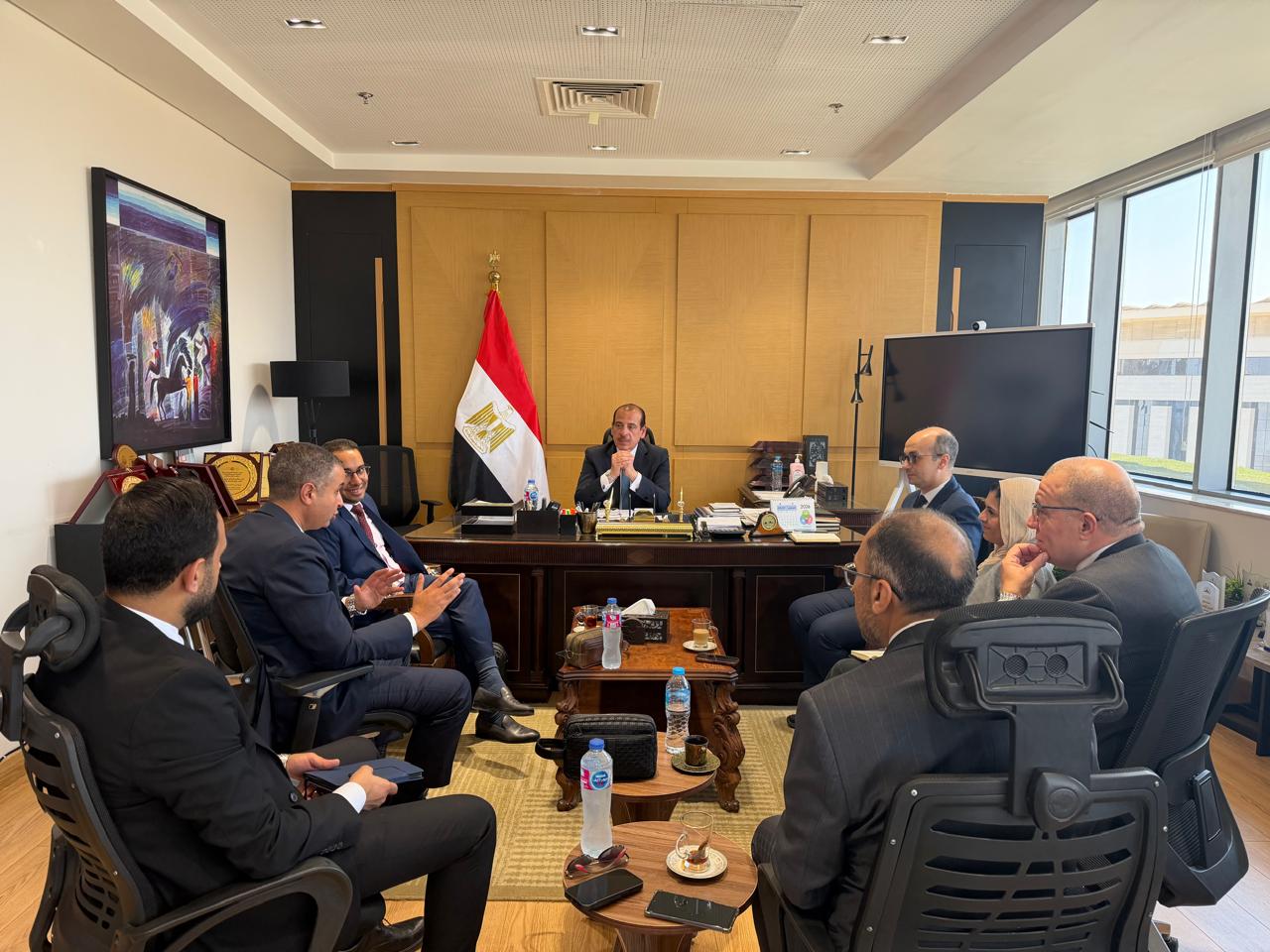 نائب وزير الصحة يتابع مع «سيمنز هيلثينيرز» تنفيذ الأنظمة المميكنة للمعامل المركزية بمدينة بدر