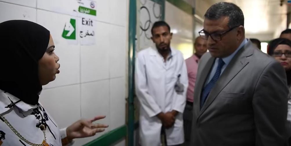 زلزال إداري بمستشفى قنا العام.. المحافظ يُطيح بقيادات المستشفى ويُكلف مديراً جديداً بعد جولة مفاجئة كشفت أوجه القصور